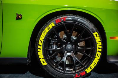 CHALLENGER YELLOW + R/T RED ,a Set for 4 tires (100)