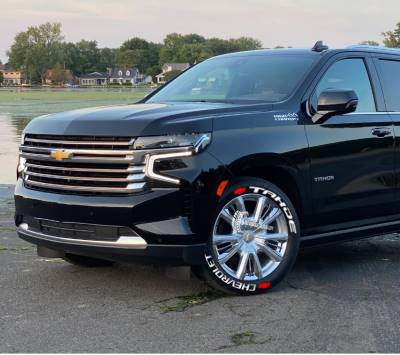 CHEVROLET TAHOE + LOGO with red details, a Set for 4 tires (791)