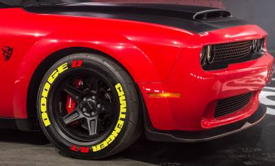 DODGE CHALLENGER YELLOW + R/T RED , a Set for 4 tires (132)