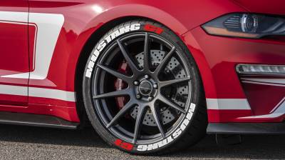 MUSTANG GT , a Set 4 for tires (124)